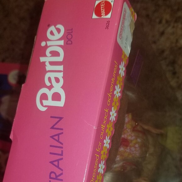1992 Australian Barbie NIB - Picture 3 of 7